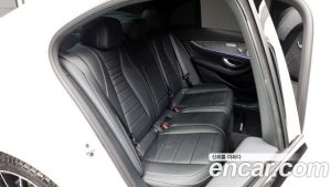 Mercedes-Benz E-Class E350 4MATIC AMG Line 2023 года из Южной Кореи