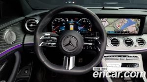 Mercedes-Benz E-Class E350 4MATIC AMG Line 2023 года из Южной Кореи