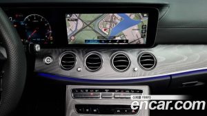 Mercedes-Benz E-Class E350 4MATIC AMG Line 2023 года из Южной Кореи