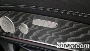 Mercedes-Benz E-Class E350 4MATIC AMG Line 2023 года из Южной Кореи