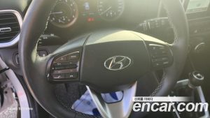 Hyundai Venue 1.6 Modern 2020 года из Южной Кореи