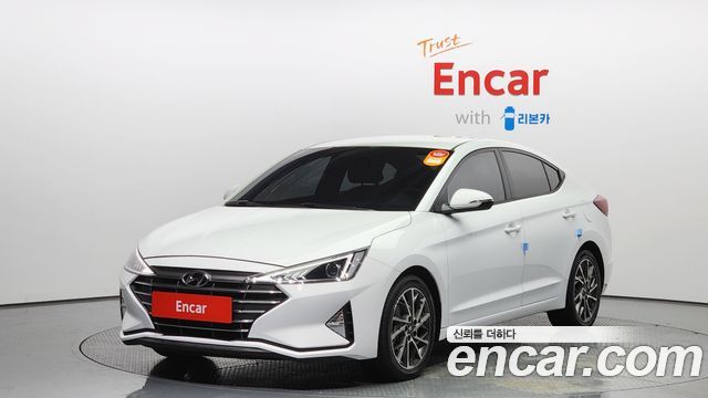 Hyundai AVANTE 1.6 2020 года из Кореи