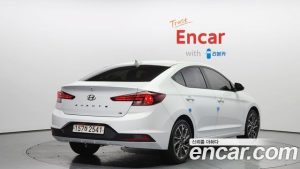 Hyundai AVANTE 1.6 2020 года из Южной Кореи