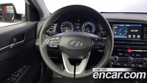 Hyundai AVANTE 1.6 2020 года из Южной Кореи