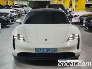 Porsche Taycan 4S 2021 года из Южной Кореи