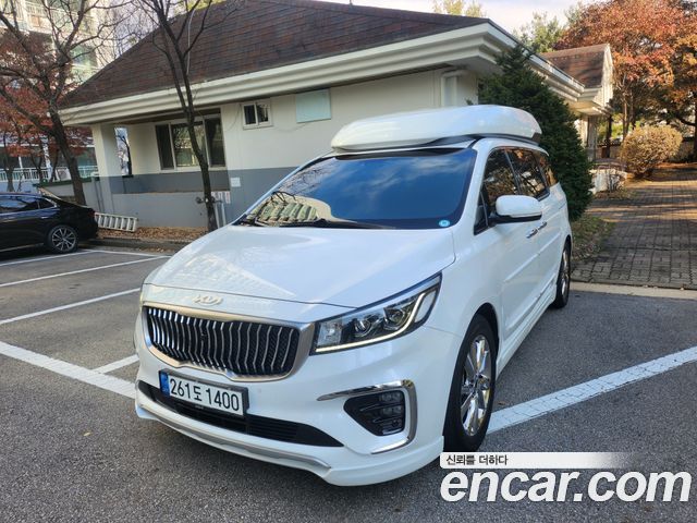 Kia Carnival 9-Seater HI-Limousine 2020 года из Кореи