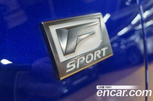 Lexus ES F-Sport 2023 года из Южной Кореи