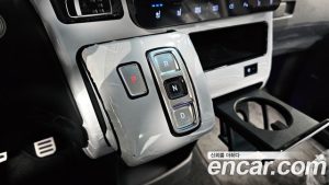 Hyundai Staria 4WD Lounge 7-Seater 2024 года из Южной Кореи