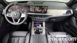 BMW X7 xDrive 40i Design Pure Excellence 6인승 2023 года из Южной Кореи