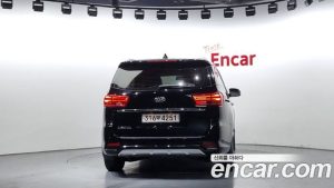 Kia Carnival 9-Seater Luxury 2020 года из Южной Кореи