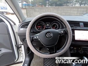 Volkswagen Tiguan 2.0 TDI Premium 2020 года из Южной Кореи