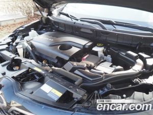 Renault-KoreaSamsung QM6 2.0 GDe RE Signature 2WD 2021 года из Южной Кореи