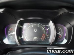 Renault-KoreaSamsung QM6 2.0 GDe RE Signature 2WD 2021 года из Южной Кореи