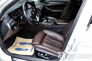 BMW 5-Series 520i Luxury 2020 года из Южной Кореи