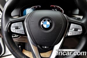 BMW 5-Series 520i Luxury 2020 года из Южной Кореи