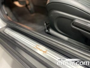 Mini Cooper Convertible Seaside Edition 2023 года из Южной Кореи