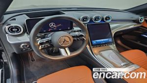 Mercedes-Benz C-Class C300 4MATIC AMG Line 2023 года из Южной Кореи