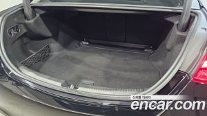 Mercedes-Benz C-Class C300 4MATIC AMG Line 2023 года из Южной Кореи