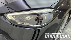 Mercedes-Benz C-Class C300 4MATIC AMG Line 2023 года из Южной Кореи