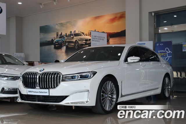 BMW 7-Series 740Li xDrive Design Pure Excellence 2021 года из Кореи