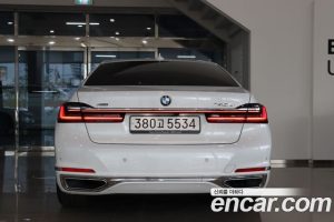 BMW 7-Series 740Li xDrive Design Pure Excellence 2021 года из Южной Кореи