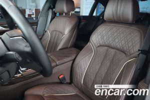 BMW 7-Series 740Li xDrive Design Pure Excellence 2021 года из Южной Кореи