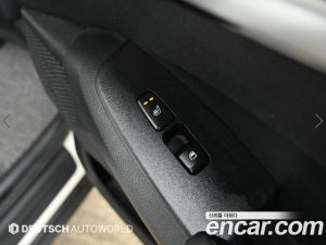 Kia Seltos Бензин 1.6 Turbo 4WD 2022 года из Южной Кореи