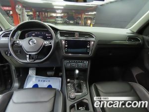 Volkswagen Tiguan 2.0 TDI 4모션 Prestige 2020 года из Южной Кореи