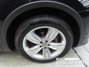 Volkswagen Tiguan 2.0 TDI 4모션 Prestige 2020 года из Южной Кореи