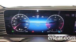Mercedes-Benz GLE-Class GLE300d 4MATIC 2023 года из Южной Кореи