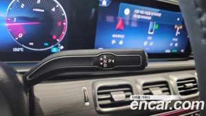 Mercedes-Benz GLE-Class GLE300d 4MATIC 2023 года из Южной Кореи