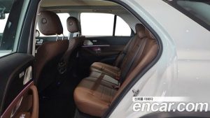 Mercedes-Benz GLE-Class GLE300d 4MATIC 2023 года из Южной Кореи