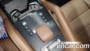 Mercedes-Benz GLE-Class GLE300d 4MATIC 2023 года из Южной Кореи