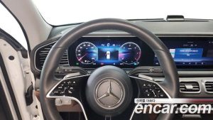 Mercedes-Benz GLE-Class GLE300d 4MATIC 2023 года из Южной Кореи