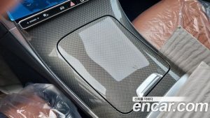 Mercedes-Benz C-Class C300 4MATIC AMG Line 2023 года из Южной Кореи