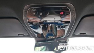 Mercedes-Benz C-Class C300 4MATIC AMG Line 2023 года из Южной Кореи