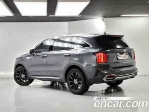 Kia Sorento Дизель 2.2 2WD 2021 года из Южной Кореи
