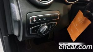 Mercedes-Benz C-Class C200 Coupe 2023 года из Южной Кореи