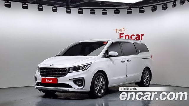 Kia Carnival 9-Seater Prestige 2020 года из Кореи