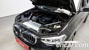 BMW X4 xDrive20i M Sport X 2021 года из Южной Кореи