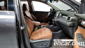 Kia Sorento Дизель 2.0 2WD 2020 года из Южной Кореи