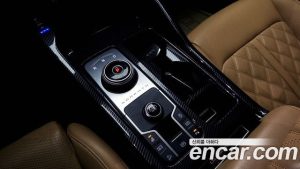 Kia Sorento Дизель 2.2 2WD 2021 года из Южной Кореи