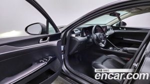 Kia K5 2.0 2020 года из Южной Кореи