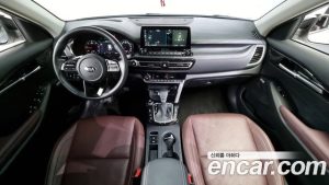 Kia Seltos Дизель 1.6 2WD 2020 года из Южной Кореи