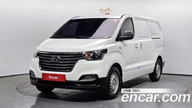 Hyundai Starex Facelift 3Door 2019 года из Кореи