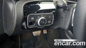 Mercedes-Benz A-Class AMG A35 4MATIC SEDAN 2021 года из Южной Кореи