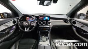 Mercedes-Benz GLC-Class GLC300 4MATIC Premium 2021 года из Южной Кореи