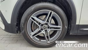 Mercedes-Benz GLB-Class GLB250 4MATIC 2020 года из Южной Кореи
