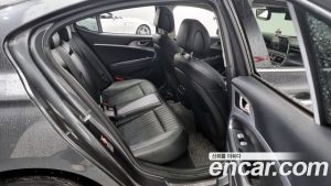Genesis G70 2.0T AWD 2019 года из Южной Кореи