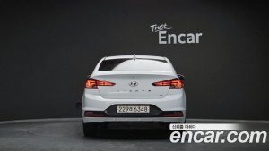 Hyundai AVANTE 1.6 2020 года из Южной Кореи